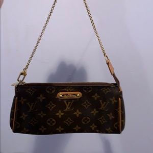 Louis Vuitton Eva clutch